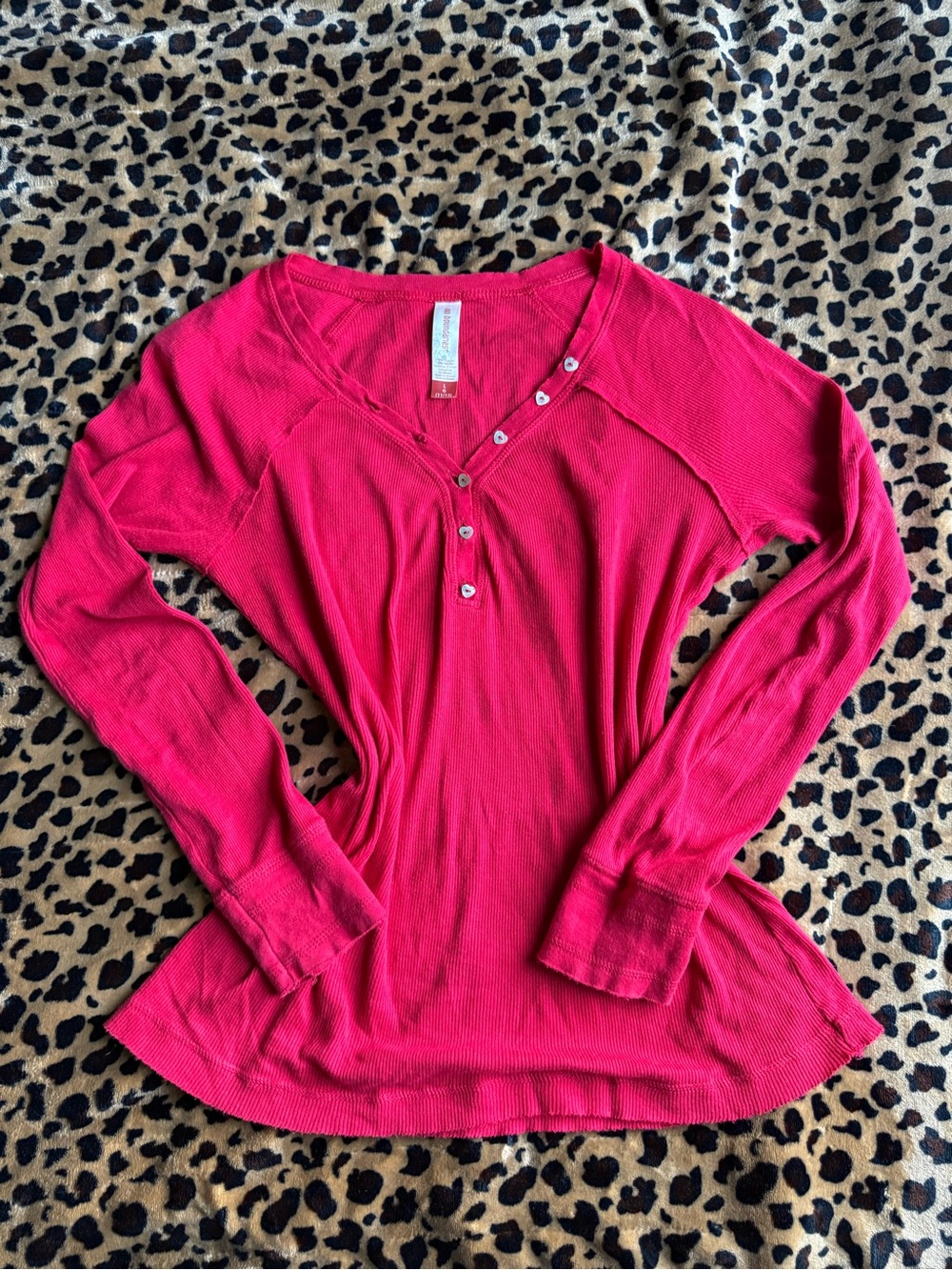 Women's Long-Sleeve Henley Top in Red
